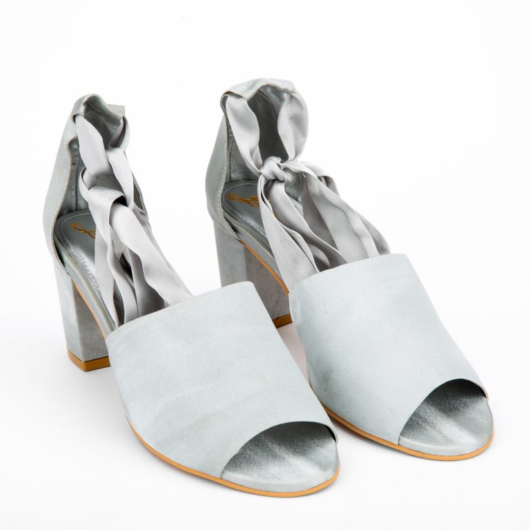 tie up heels silver